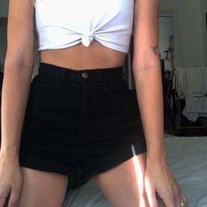 AA high waisted shorts ✨